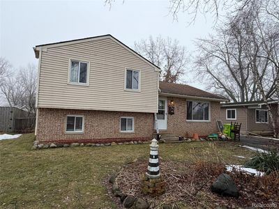 3412 W Clarice Ave, Highland, MI, 48356