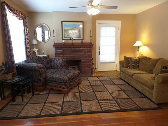 5th image of 3281 Daytona Ave