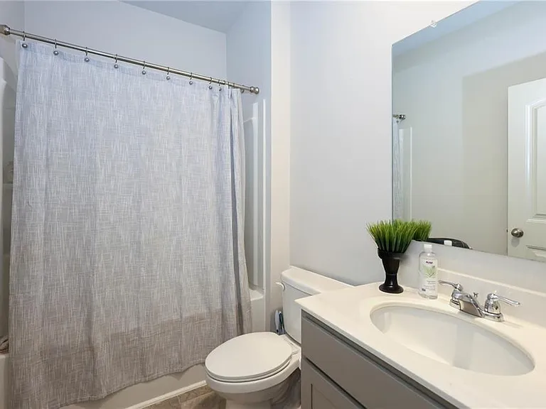7566 Jennadee Dr — Photo 19
