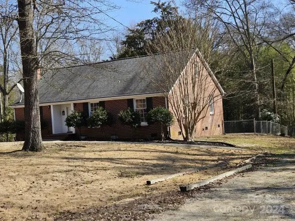 130 Woodland Dr, Chester, SC 29706