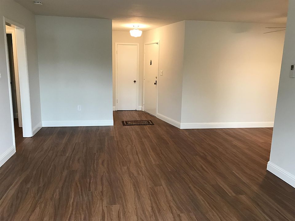 1st image of 3301 Pacific Ave APT 24