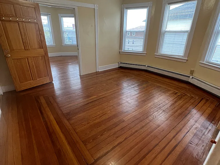 85 Vinton St #4BR — Photo 16