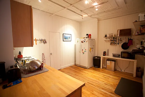 Rented by Owner | media 12