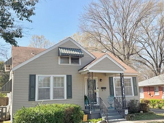 2nd image of 829 N Perkins Rd