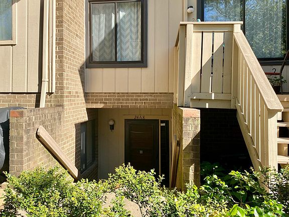 2nd image of 2468 Glengyle Dr #230