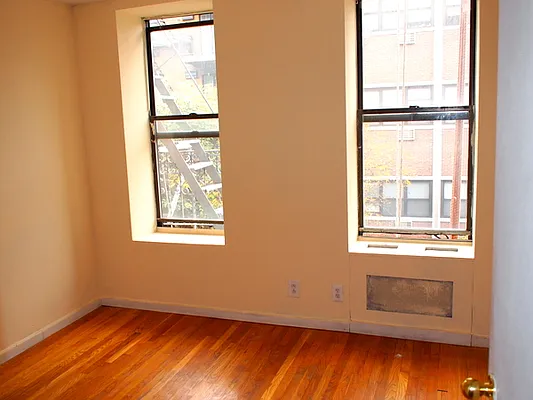 Rented by Sheila M Apfel, LREB | media 3