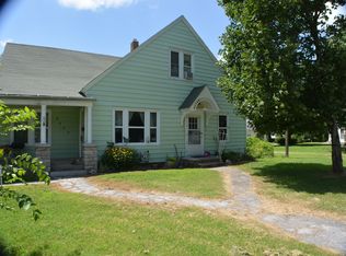 1303 Forest St, Carthage, MO 64836
