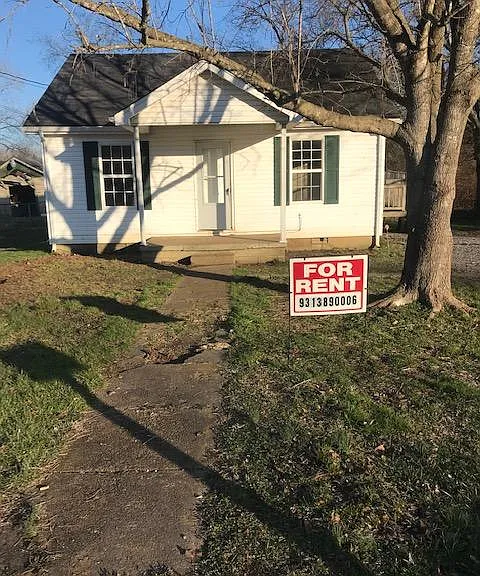 106 Locust St — Photo 1