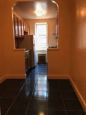 Rented by Kew Forest Realty Inc | media 21