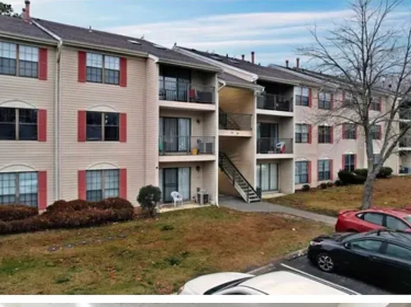 76 Federal Ct, Galloway, NJ 08205