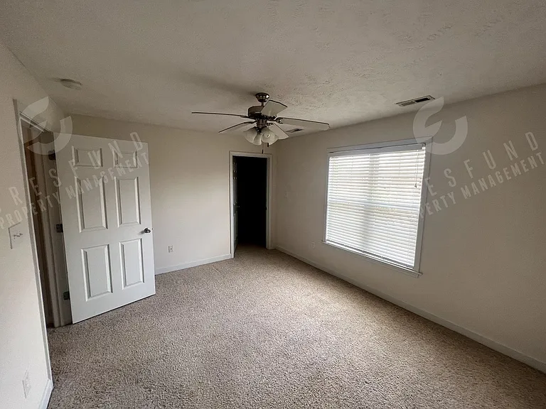 1811 Balmoral Dr #202 — Photo 6
