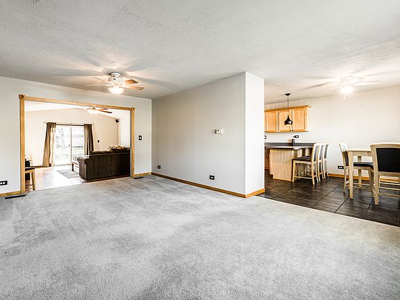 3rd image of 2000 Stairway Dr