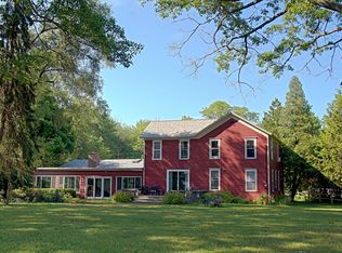 2373 Memorial Dr, Muskegon, MI 49445