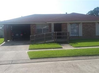 817 E Crystal Ct, Westwego, LA 70094