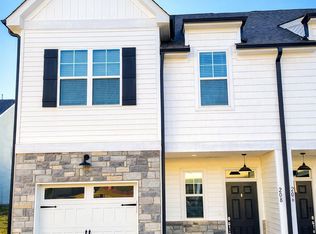 208 Peach Orchard Ct, Mebane, NC 27302