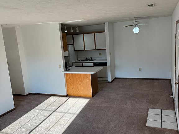 2nd image of 623 Old Quaker Rd #D40cb5785