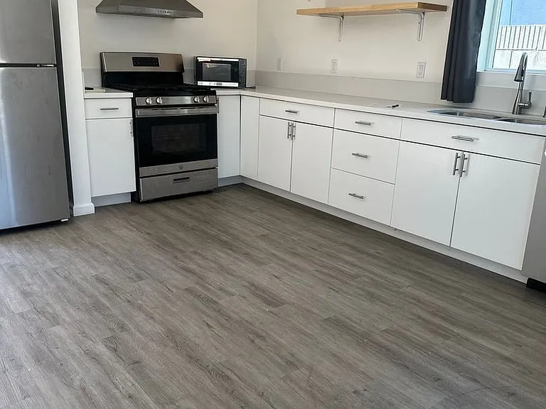 6529 Walnut Ave — Photo 1