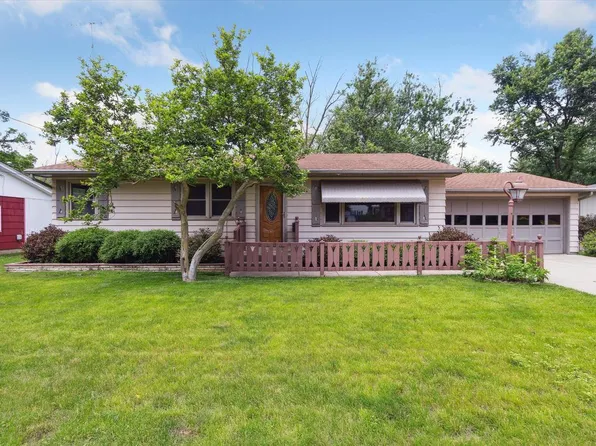 412 Randolph Street, Edgerton, WI 53534