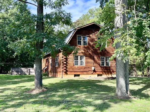317 Elbo Ln, Mount Laurel, NJ 08054