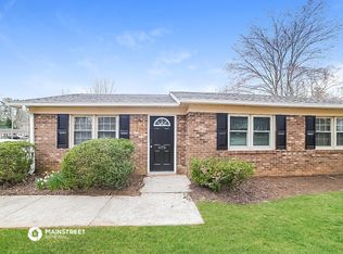 470 Creekway Dr, Winston Salem, NC 27104