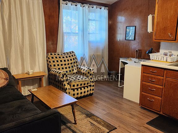 5th image of 1825 1st St SW Unit 2