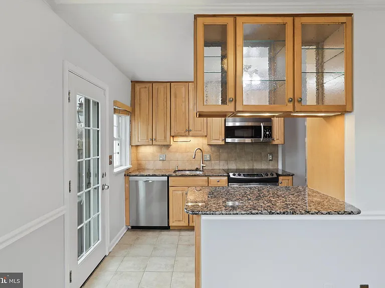 3263 S Stafford St — Photo 13