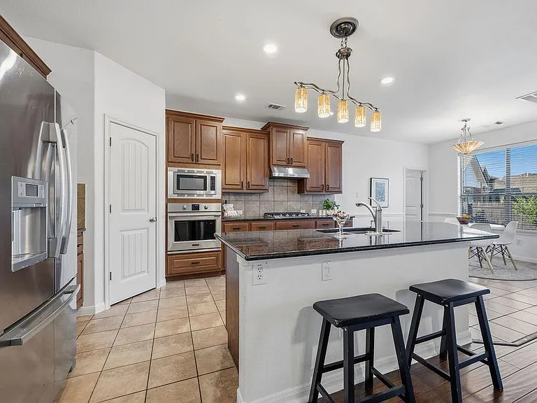 2976 Agave Loop — Photo 13