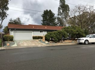 8949 Polhemus Dr, Elk Grove, CA 95624