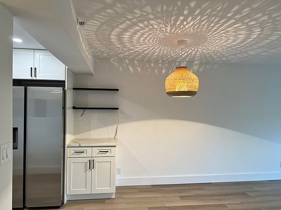 5th image of 9235 SW 8th St APT 106
