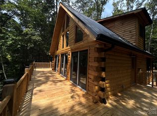 146 Blue Jay Ln, Lake Lure, NC 28746