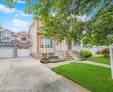 44 Anaconda St, Staten Island, NY, 10312
