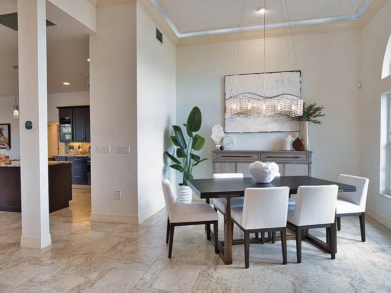 630 Khyber Ln — Photo 8