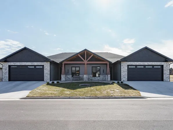 381 Ridge View Drive #4, Milton, WI 53563