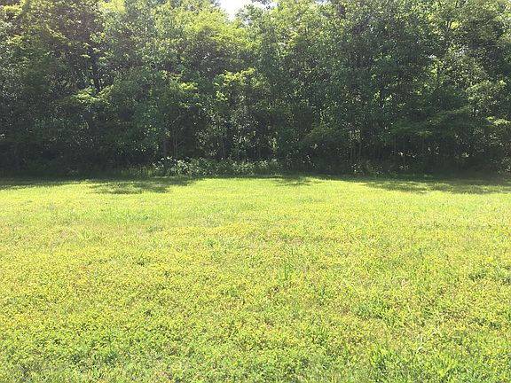 2nd image of 702 Glen Oak Dr