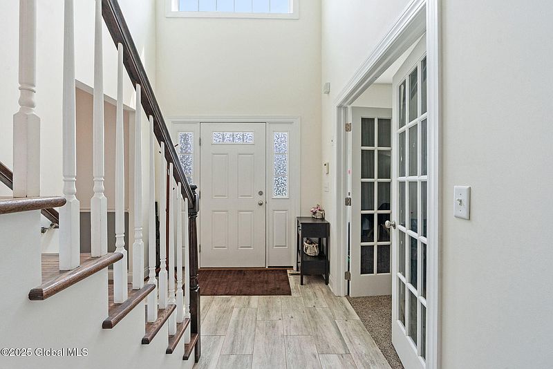 5th image of 238 Woodsfield Drive