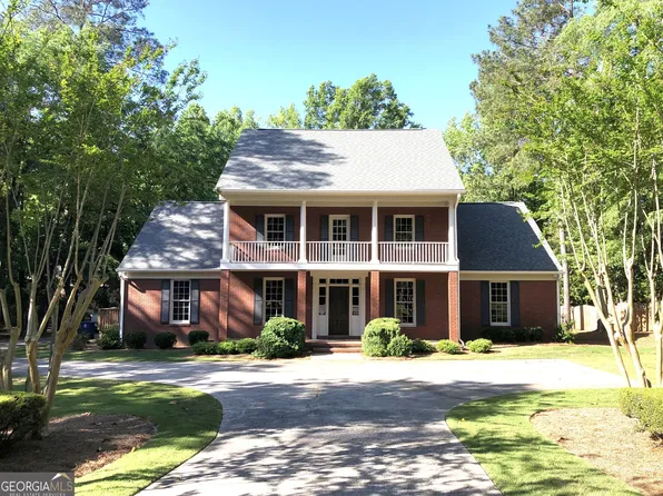 1106 Saint Andrews Dr, Macon, GA 31210
