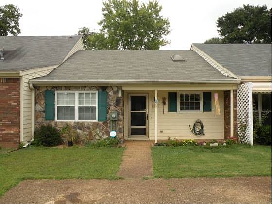 1st image of 1307 Village Green Dr