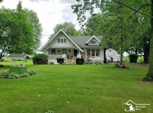 4966 Scofield Carleton Rd, Carleton, MI 48117