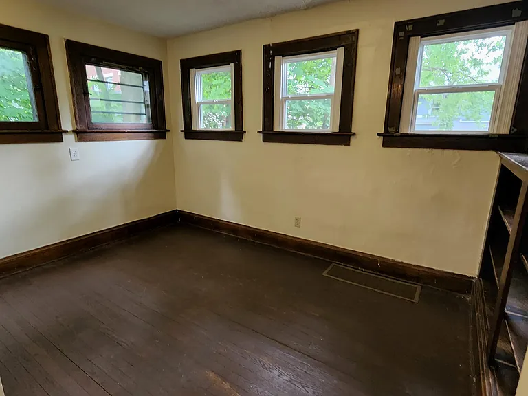 114 Linden Rd #2 — Photo 14