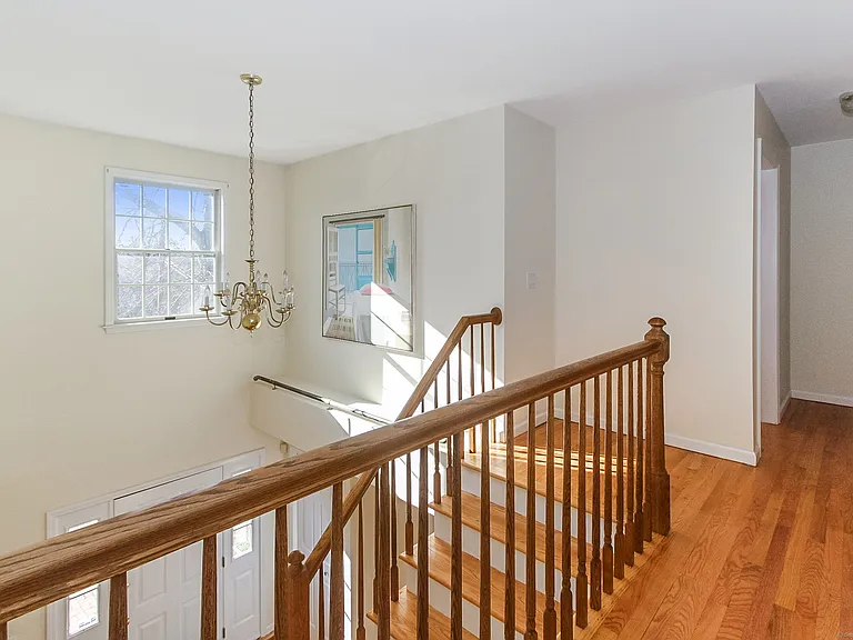 107 Benson Pl — Photo 15