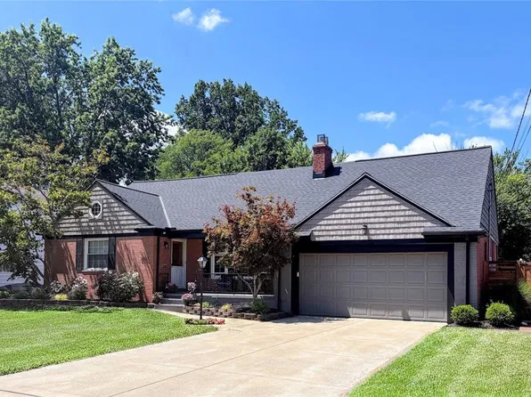 2652 Carmen Dr, Rocky River, OH 44116