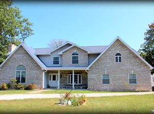 8318 Ridgeview Dr, Dittmer, MO 63023