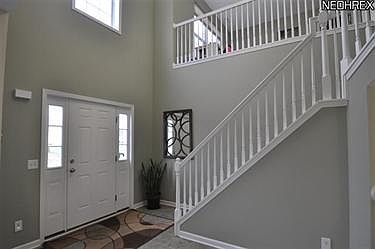 3rd image of 3833 Swinton Cir