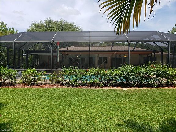 3rd image of 5572 Pernod Dr