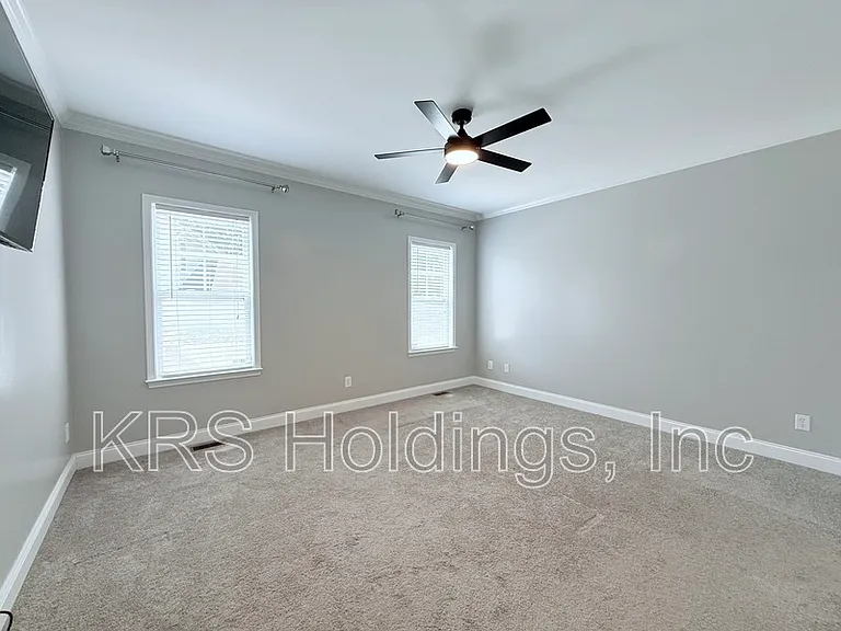 5810 Spring Glen Ln — Photo 13