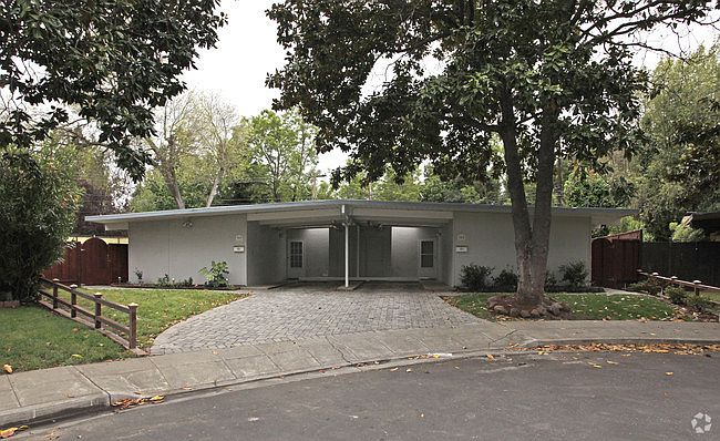 1st image of 397 Roble Ave