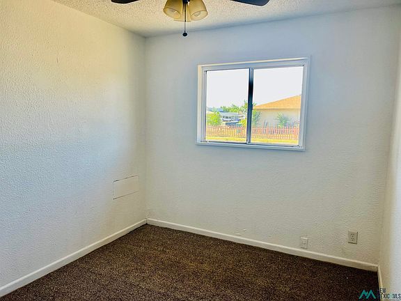4th image of 1601 N Gila Dr
