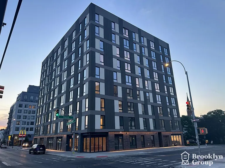 1889 Atlantic Ave #2A — Photo 28