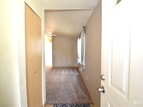 3rd image of 14914 44th Drive NE