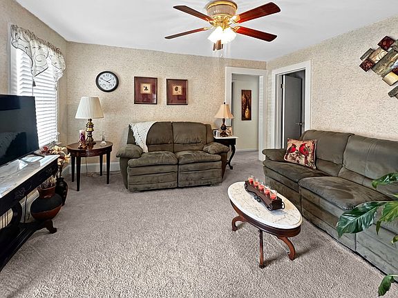 2nd image of 156 Parkway Dr